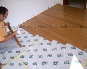 Laying floating parquet