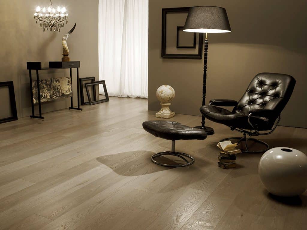 Parquet Rovere Naturalizzato: Spazzolato, Linea Natura