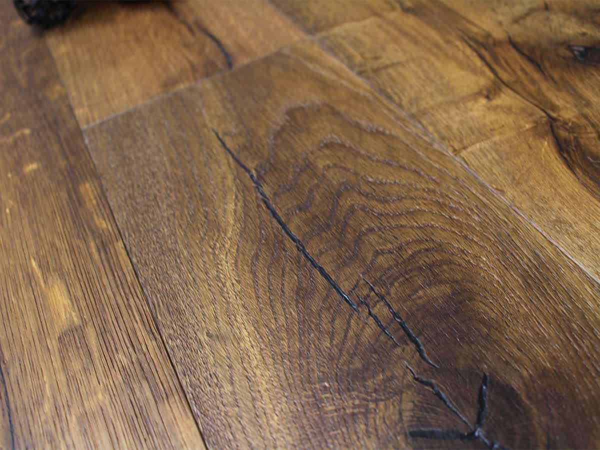 Parquet Rovere Anticato Vintage: con Spaccature, Maxiplancia