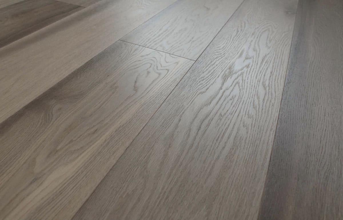 Prefinished Grey Antique Oak Flooring: wide plank 15mm