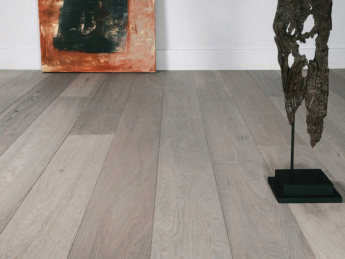 Prefinished Grey Antique Oak Flooring wide plank 15mm