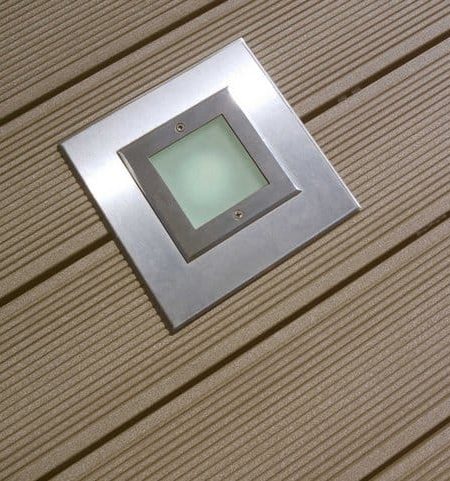 Parquet exterior WCP nido de abeja 2