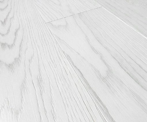 Parquet rovere bianco ghiaccio: maxiplancia made in italy Pavimento legno bianco