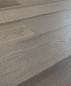 Parquet grigio: prefinito e flottante, colore pavimento Parquet rovere grigio chiaro