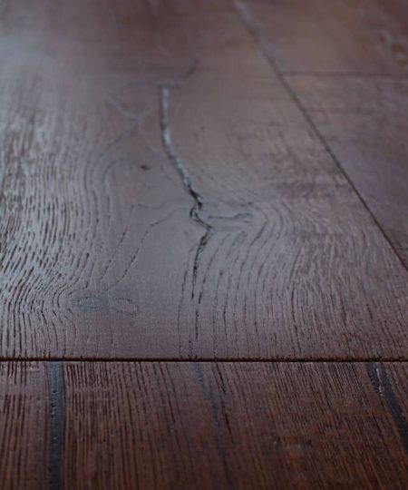 parquet rovere dark brown maxiplancia linea artigianale rustico con spaccature 03