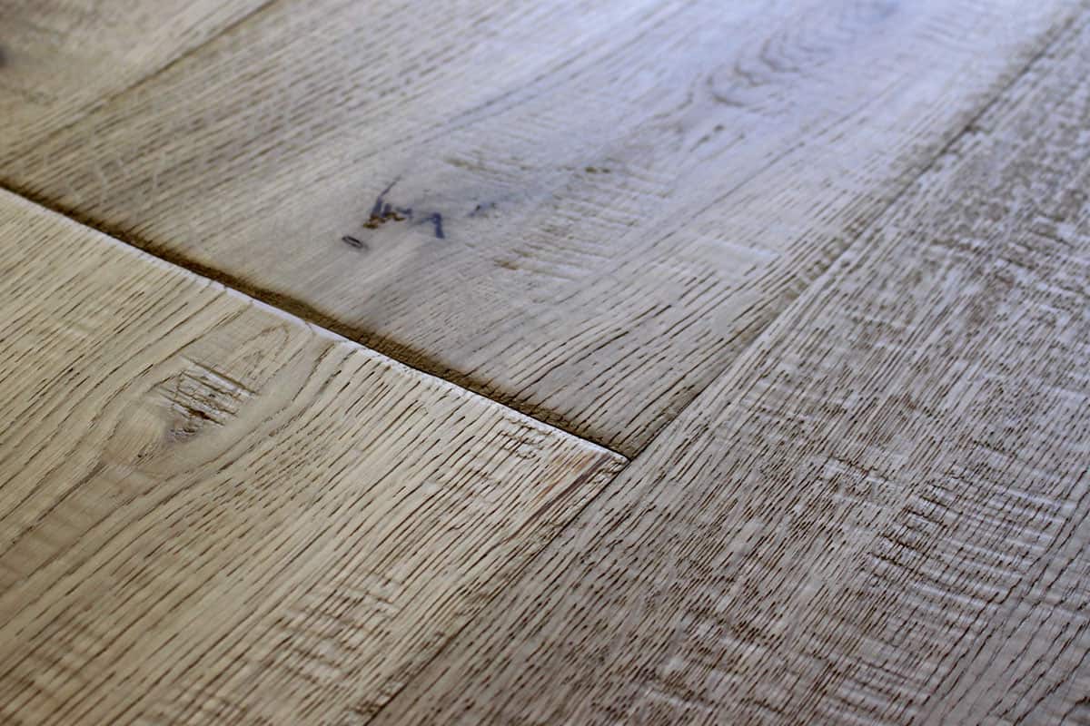 Parquet Rovere Effetto Grezzo: Invecchiato, Linea Artigianale