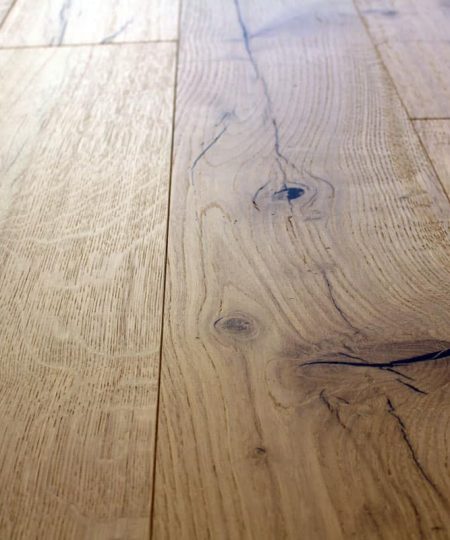 parquet rovere effetto grezzo maxiplancia linea artigianale rustico con spaccature 02