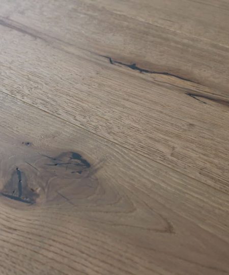 parquet rovere grigio olivastro maxiplancia linea artigianale rustico con spaccature 04