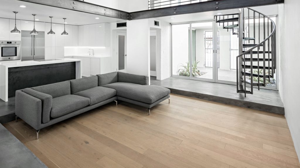 Natural Brushed Oak Parquet: Plank 10 mm Natura