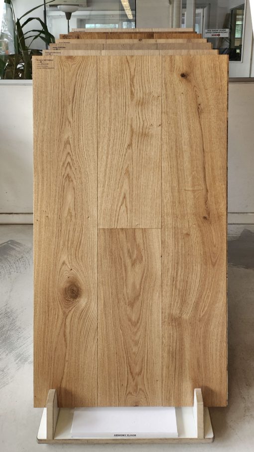 parquet rovere naturale con nodi maxiplancia 15