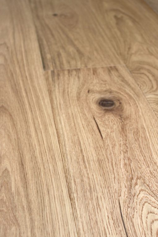 parquet rovere naturale con nodi plancia 11