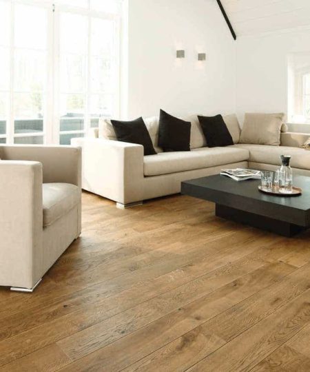 parquet rovere naturale con nodi plancia 17
