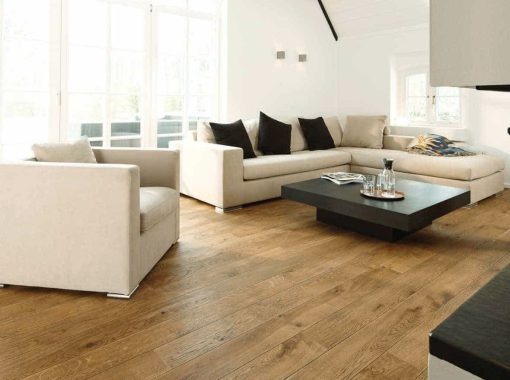 parquet rovere naturale con nodi plancia 17