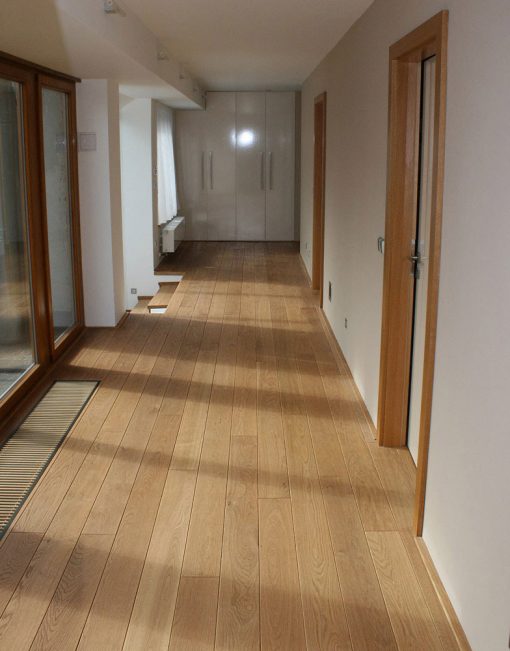 parquet rovere naturale con piccoli nodi maxiplancia 02