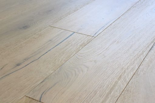 parquet rovere sbiancato ghiaccio maxiplancia linea artigianale rustico con spaccature 04