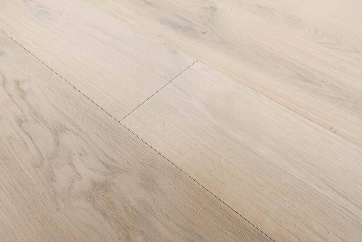 Parquet de Roble Natural: Maxiplancha Precabada , Linea Naturaleza