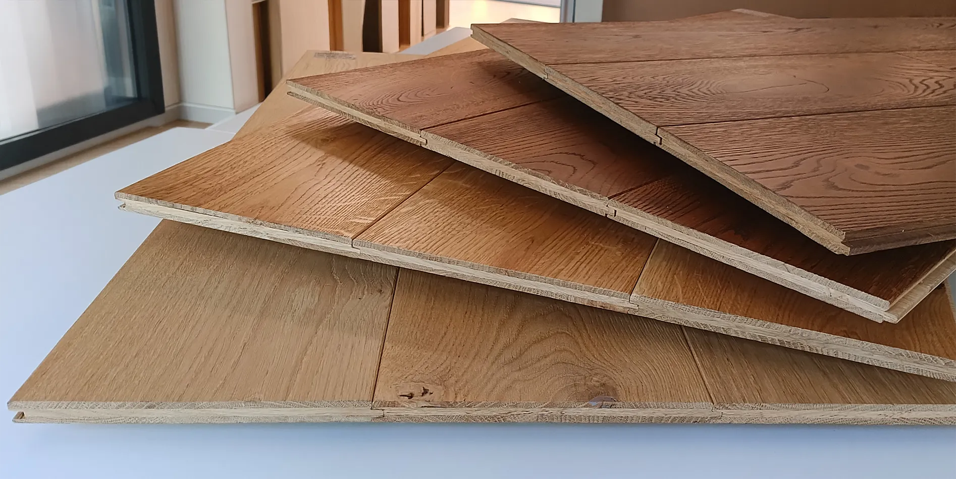 rovere nobile parquet rovere massello colore con nodi naturale maxiplancia di spessore 12 01