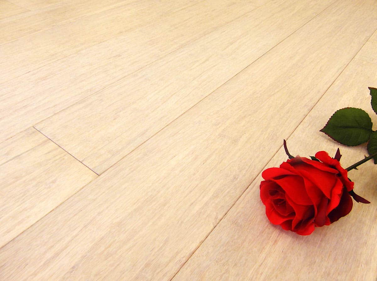 Bleached Strand Woven Bamboo Flooring Prefinished Wide Plank